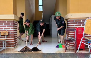 Hồi sinh giáo dục: đưa học sinh vùng lũ Quảng Bình trở lại trường